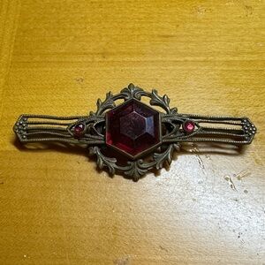 Vintage Style Red Gem Lapel pin